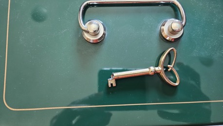 Riyadh, Jewelry, SAR 80,  Cash Box