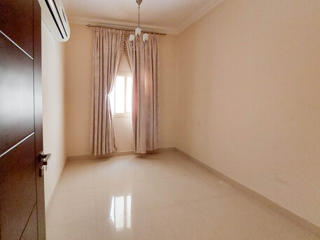 Manama, Apartments/Houses, BHD 240/month,  3 BR,  For Rent, A Semi-furnished Residential Apartment In The Al-Maqsha Area Near The Country Co