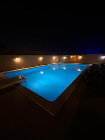 Kuwait City, Apartments/Houses, KWD 625/month,  Furnished,  3 BR,  180 Sq. Meter,  For Rent In Salwa Spacious, Fully Furnished Apartment, With A Pool, Gym And Parking