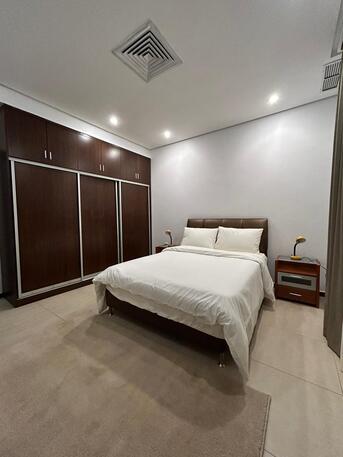 Kuwait City, Apartments/Houses, KWD 625/month,  Furnished,  3 BR,  180 Sq. Meter,  For Rent In Salwa Spacious, Fully Furnished Apartment, With A Pool, Gym And Parking