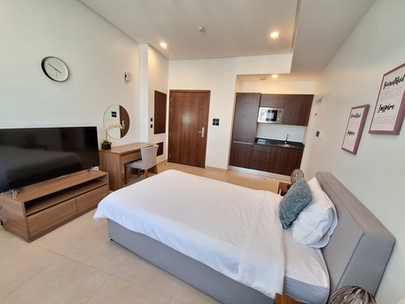 Juffair, Apartments, Flats, Houses & Villas, BHD 220/month,  Furnished,  Studio,  Stunning | Modern Interior | Family Building | Internet | In New Juffair