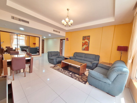 Mahooz, Apartments, Flats, Houses & Villas, BHD 560/month,  Furnished,  3 BR,  Unlimited EWA