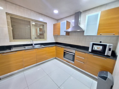 Mahooz, Apartments, Flats, Houses & Villas, BHD 560/month,  Furnished,  3 BR,  Unlimited EWA