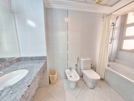 Juffair, Apartments, Flats, Houses & Villas, BHD 400/month,  Furnished,  2 BR,  Extremely Spacious