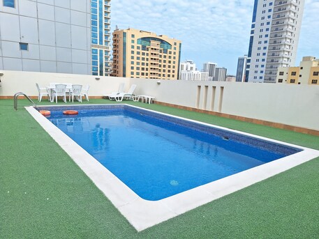 Juffair, Apartments, Flats, Houses & Villas, BHD 400/month,  Furnished,  2 BR,  Extremely Spacious