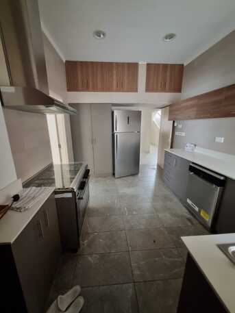 Salmaniya, Villas, BHD 700,  @4BATHROOM Hall Kitchen Without Electricity Car Parking Villa For Rent