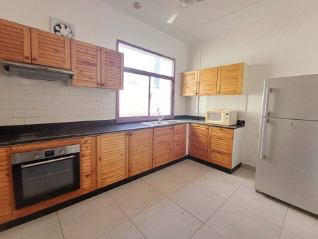Juffair, Apartments, Flats, Houses & Villas, BHD 300/month,  Furnished,  2 BR,  Spacious