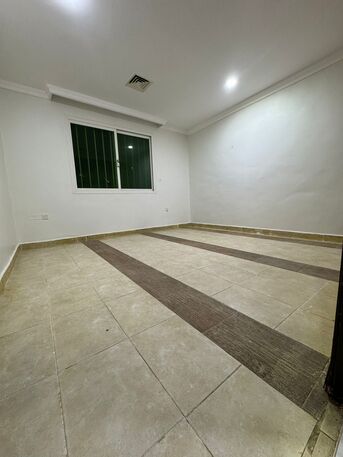 Kuwait City, Apartments/Houses, KWD 350/month,  3 BR,  200 Sq. Meter,  Unfurnished Apartment In Al - Aqila  3 Rooms, Including Two Master Rooms