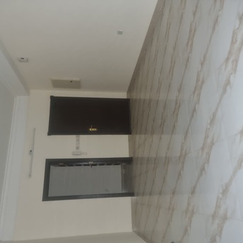 Salmaniya, Apartments/Houses, BHD 200/month,  2 BR,  @2BATHROOM  Hall Kitchen Without Electricity Car Parking