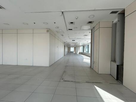 Kuwait City, Offices, KWD 5250,  600 Sq. Meter,  For Rent In Sharq Commercial Floor, Prime Location, 4 Automatic Number