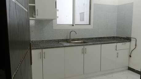 Tubli, Apartments/Houses, BHD 220/month,  1 BR,  @1BATHROOM Hall Kitchen With Electricity No Limit Car Parking