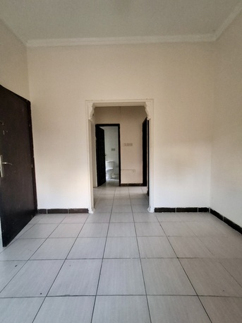 Hoora, Apartments/Houses, BHD 160/month,  2 BR,  UN Furnished 2 Bedrooms Family Flat Without Electricity @160/BD In Hoora