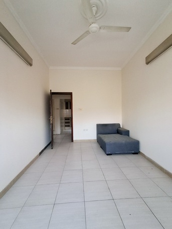 Hoora, Apartments/Houses, BHD 160/month,  2 BR,  UN Furnished 2 Bedrooms Family Flat Without Electricity @160/BD In Hoora