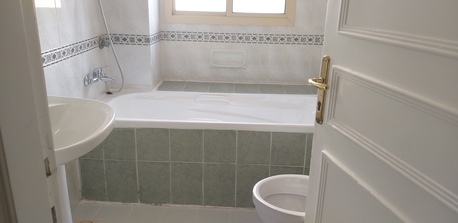 Juffair, Apartments/Houses, BHD 280/month,  Furnished,  2 BR,  Fully Furnished Family Apartment: Pool. Gym .Internet. Security : TONY