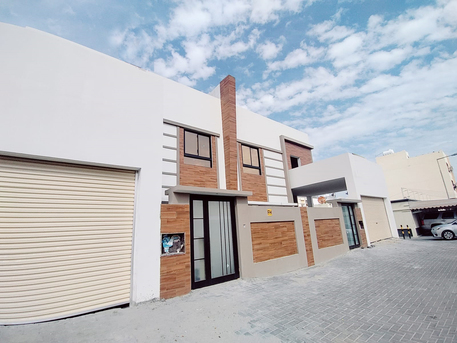 Isa Town, Villas, BHD 145000,  340 Sq. Meter,  Brand New Villa For Sale In Isatown Near Central Market BD.145,000/-