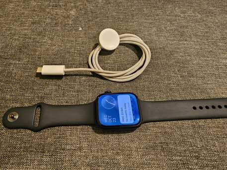 Al Sulaymaniyyah, Mobile Phones, SAR 1000,  Apple Watch Series 9 GPS 45mm Midnight Aluminum