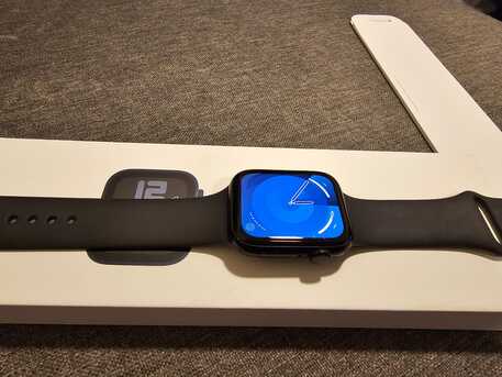 Al Sulaymaniyyah, Mobile Phones, SAR 700,  Apple Watch SE (2nd Gen) 44mm GPS Aluminum