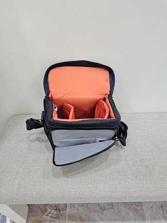 Jeddah, Photo & Video, SAR 150,  Lowepro Camera Bag