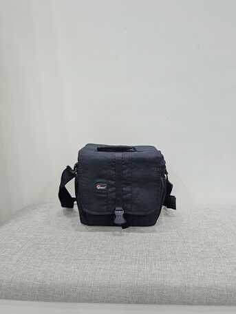 Jeddah, Photo & Video, SAR 150,  Lowepro Camera Bag