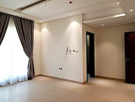 Sanabis, Apartments/Houses, BHD 290/month,  Furnished,  2 BR,  115 Sq. Meter,  2 BHK Luxury Apartment For Rent In Burhama Near Dana Mall