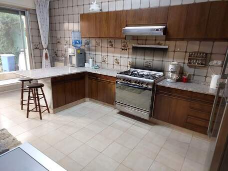 Abdoun, Apartments/Houses, JOD 9000/year,  Furnished,  2 BR,  Ground Fully Furinshed 2B Apartment With Garden In Abdoun 00962777688956
