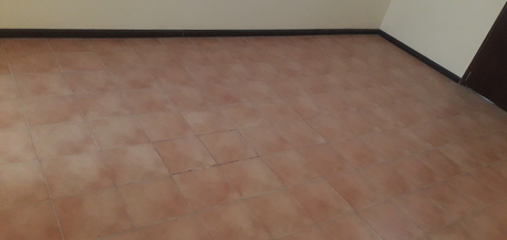 Zinj, Apartments/Houses, BHD 200/month,  2 BR,  120 Sq. Meter,  2 Bhk Unfurnished Commercial Flat Available In Old Zinj Call Aleena