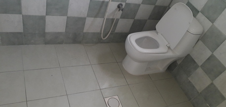 Zinj, Apartments/Houses, BHD 200/month,  2 BR,  120 Sq. Meter,  2 Bhk Unfurnished Commercial Flat Available In Old Zinj Call Aleena