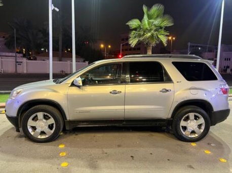 Khobar, Vehicles, Cars & Trucks , SAR 12000,  Gmc Acadia,  2007,  Automatic,  260 KM,    SAR 12 K