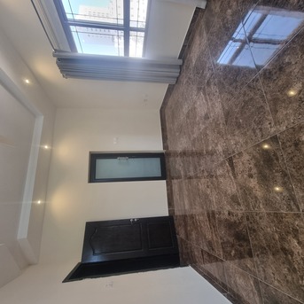 Mahooz, Apartments/Houses, BHD 450/month,  3 BR,  ?4BATHROOM Hall Kitchen With Electricity Semi Furnished Balkani Car Parking WiFi Gym