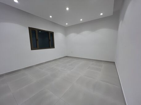 Mubarak Al-Kabeer, Apartments/Houses, KWD 1500/month,  6 BR,  500 Sq. Meter,  For Rent In Abu Fatira, A Large Floor Consisting Of A Ground Floor With Two Private Entran