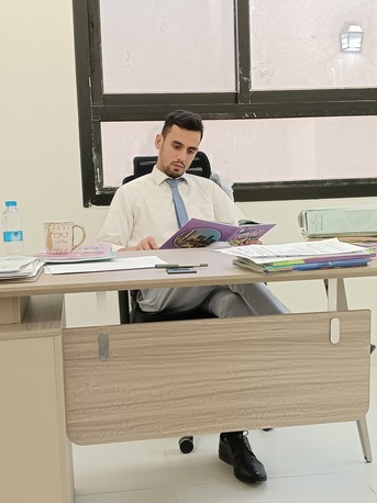 Olaya, Job Seekers, Master