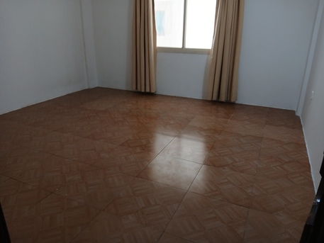 Juffair, Apartments/Houses, BHD 280/month,  2 BR,  Semi Furnished Family Flat For Rent In Juffair With Split AC, Curtain, Swimming Pool, Gym