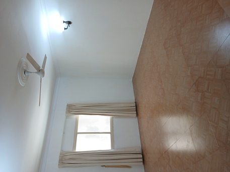 Juffair, Apartments/Houses, BHD 280/month,  2 BR,  Semi Furnished Family Flat For Rent In Juffair With Split AC, Curtain, Swimming Pool, Gym