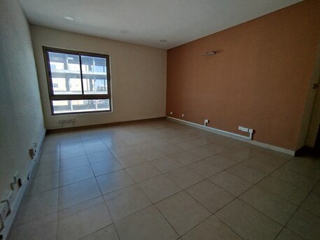 Manama, Offices, BHD 550,  3Bhk Commercial  Office  Flat For Rent  In -(((Zing)))