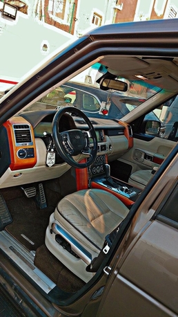 Jeddah, Vehicles, Cars & Trucks , SAR 45000,  Land Rover Range Rover Classic,  2010,  Automatic,  198000 KM,  Range Rover Classic Original Body Price Negotiable