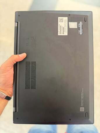 Riyadh, Computers, SAR 3000,  Lenovo Thinkpad X1 Carbon Gen 9 Core I7 11th Gen 16Gb/512ssd