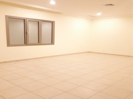 Kuwait City, Apartments/Houses, KWD 600/month,  3 BR,  200 Sq. Meter,  3 Bedroom Apartment For 600 KD Rent In Jabriya