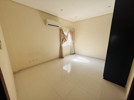 Salmaniya, Apartments/Houses, BHD 280/month,  Furnished,  2 BR,  BHD:-280/month SEMI FURNISHED 2 BHK APARTMENT FOR RENT IN SALMANIYA -: FAZAL* 34664461*