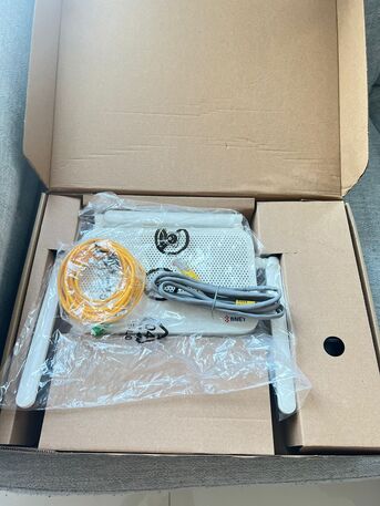 Manama, Household Items, BHD 15,  Huwai Sim Router With Landline Phone Supported WiFi Router For Sale (  Urgent )