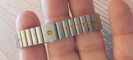 Paris, Jewelry, 1450,  Dunhill Watch Gold And Steel For Ladies Original Swiss Made