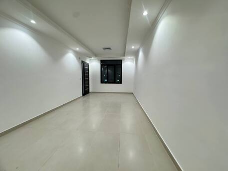 Kuwait City, Apartments/Houses, KWD 550/month,  3 BR,  135 Sq. Meter,  3 Bedroom Ground Floor Apartment For Rent In Salwa  Bl 5 At 550 KD