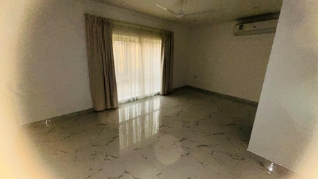 Zinj, Apartments/Houses, BHD 500/month,  3 BR,  SPACIOUS SEMI FURNISHED 3 BHK APARTMENT FOR RENT IN ZINJ