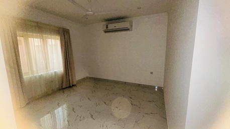 Zinj, Apartments/Houses, BHD 500/month,  3 BR,  SPACIOUS SEMI FURNISHED 3 BHK APARTMENT FOR RENT IN ZINJ