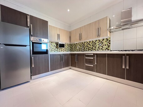 Salmiya, Apartments/Houses, KWD 900/month,  3 BR,  Salmiya &ndash; Ufnurnished, Three Bedroom Sea View Apartments