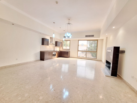 Adliya, Apartments/Houses, BHD 350/month,  2 BR,  Extremely Spacious