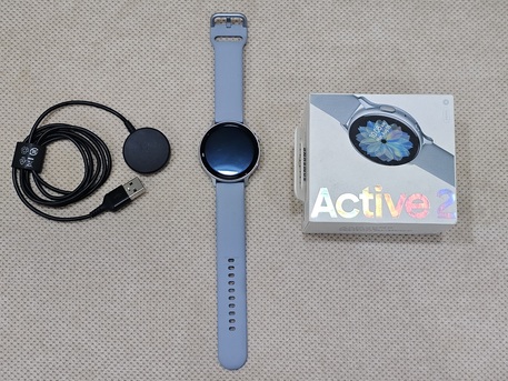 Jeddah, Mobile Phones, SAR 550,  Samsung Watch