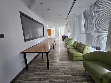 Kuwait City, Offices, KWD 2300,  317 Sq. Meter,  Commercial Floor In Sharq  Area: 317 Square Meters, Second Floor, 5 Civil Numbers