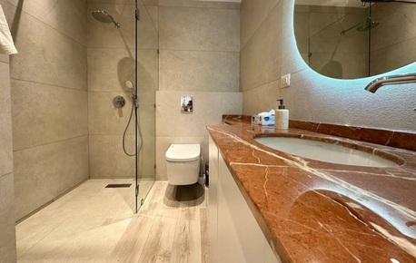 Amman, Apartments/Houses, JOD 15000/year,  Furnished,  3 BR,  Fully Furnished 3B Apart With Baconly And Terrace N Jabal Webdeh 00962777688956