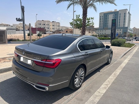 Riyadh, Vehicles, Cars & Trucks , SAR 127000,  Bmw 730,  2018,  Automatic,  106000 KM,  Excellent Condition - Expat Low ODO