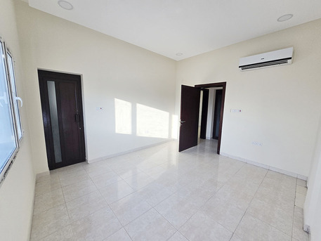 Al Seef, Offices, BHD 300,  100 Sq. Meter,  2BHK Office With 3 Bathroom & AC In Good Location In Seef